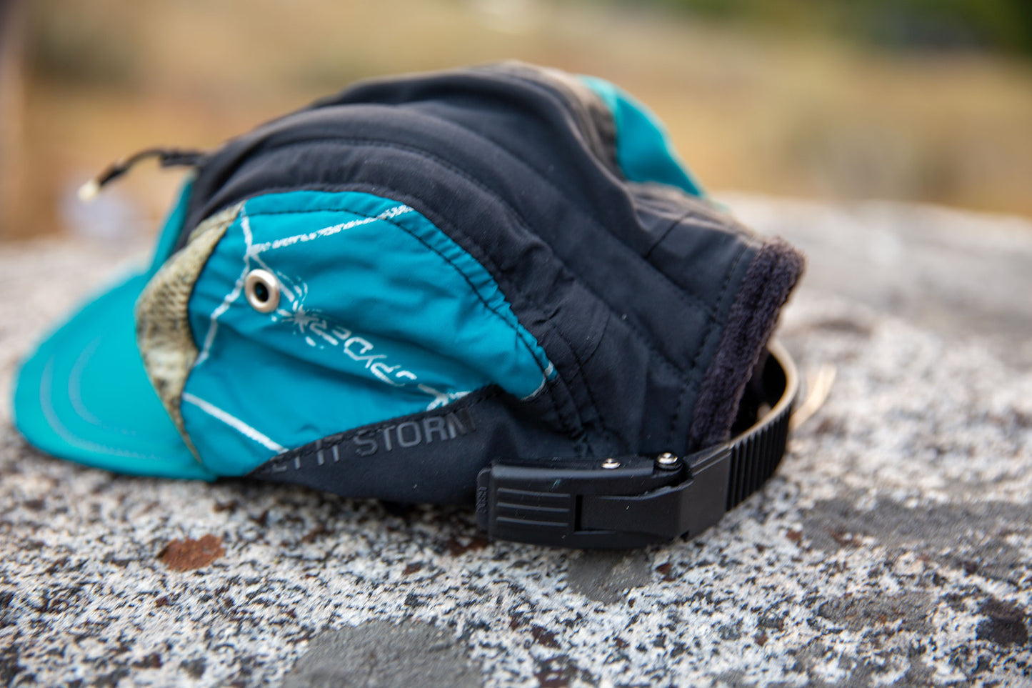 Vintage Spyder x Volcom 5 panel with snowboard buckle strap